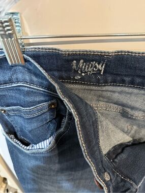 Mugsy men’s Dark Blue Denim Jeans